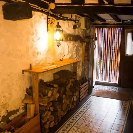 Apartamento Hervàs Y Vuelves Hervás